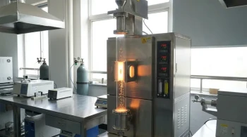 Больше, чем просто нагрев: контролируемое падение в печи с падающей трубой