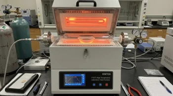 진보의 기하학: 70mm 튜브 퍼니스가 실험실의 초석인 이유