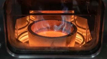 고순도 금속 증류 실패 이유: 눈에 보이지 않는 도가니 오염