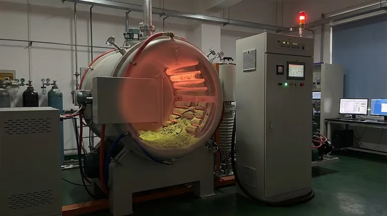 Por que os elementos de aquecimento MoSi2 não devem ser usados por longos períodos na faixa de temperatura de 400°C a 700°C? Evite a Oxidação Catastrófica 'Pest'