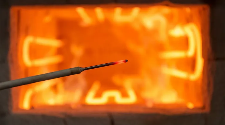 Por que a correção de radiação é necessária para as leituras de termopares tipo K? Garanta dados precisos de combustão em alta temperatura