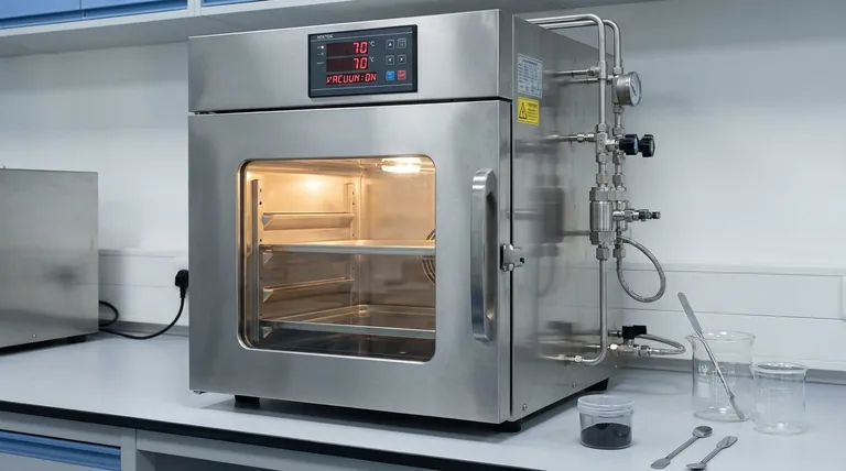 TiOx@C前駆体の準備中に真空乾燥炉が必要なのはなぜですか?材料構造の完全性を強化する