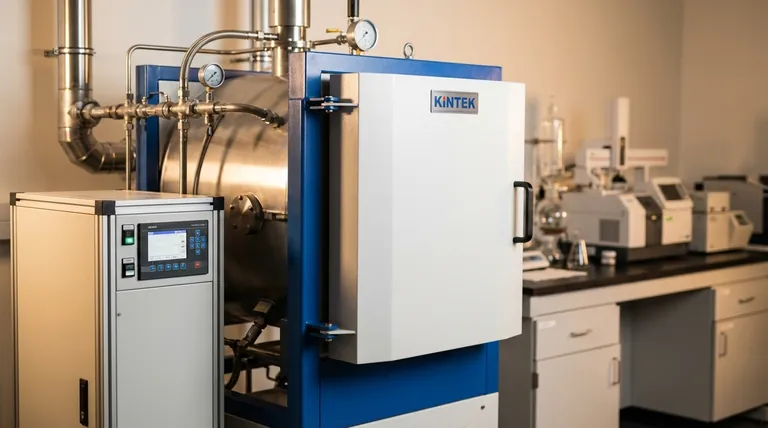 为什么 MXene 块体需要真空烘箱和氩气保护?确保密度和化学完整性