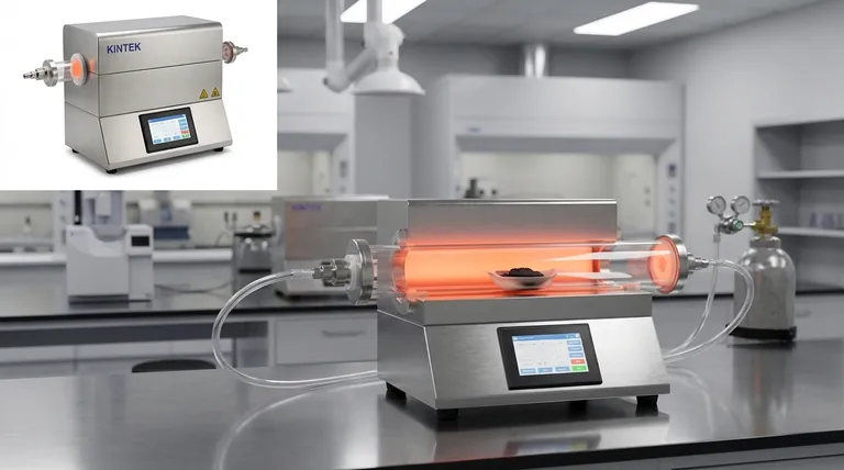 Qual o papel de um forno tubular de alta temperatura na conversão de precursores poliméricos? Guia de Síntese de Precisão