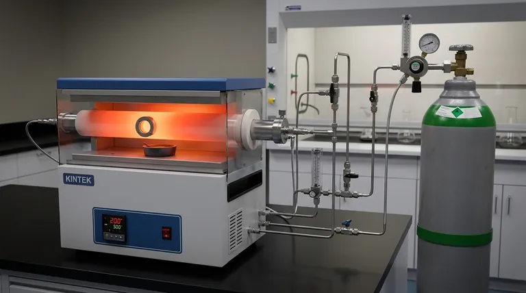 在高温管式炉中热解 Cu@Zn-NC 时,高纯氩气为何至关重要?