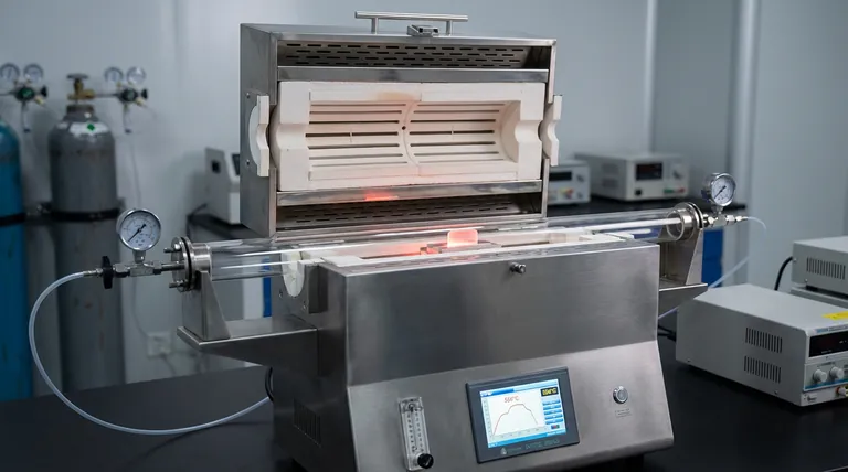 Quais são as vantagens de usar um forno de tubo de quartzo aquecido por indução para o recozimento de β-Ga2O3? Aumente seu Rendimento