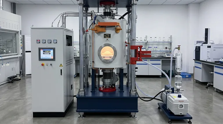 Perché è necessario un forno sottovuoto per FeZn-MOFs@Al2O3? Preservare Struttura e Attività