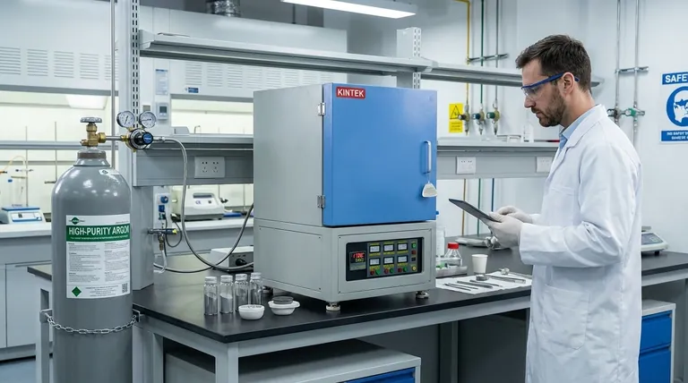 高纯氩气在Fe60Co10-xNi15Cr15Six合金制备中的作用是什么?确保激光熔覆的纯度