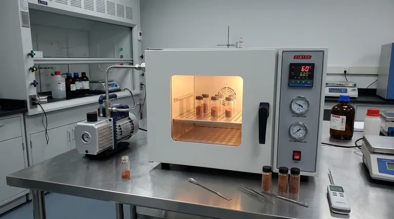 ¿Cuáles son las ventajas de utilizar un horno de secado al vacío para partículas de Co-Fe-ZIF? Preservar la integridad estructural.