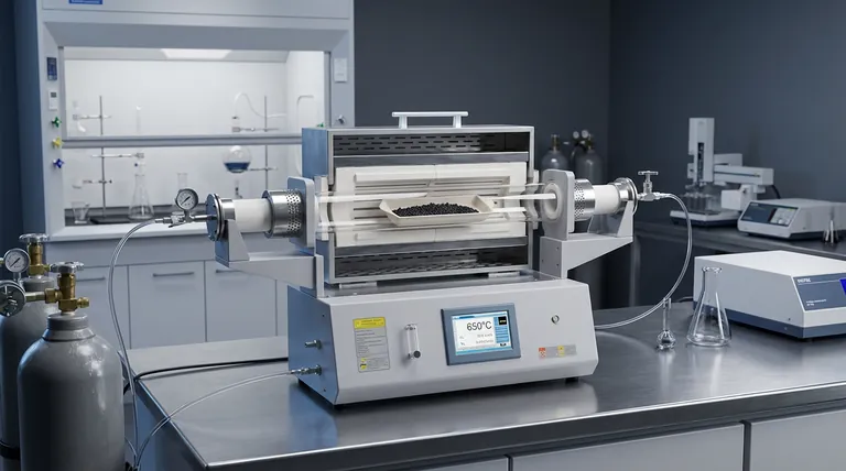 Quali condizioni tecniche fornisce un forno tubolare da laboratorio per MXene/MWCNTs@C–Co? Master sintesi termica