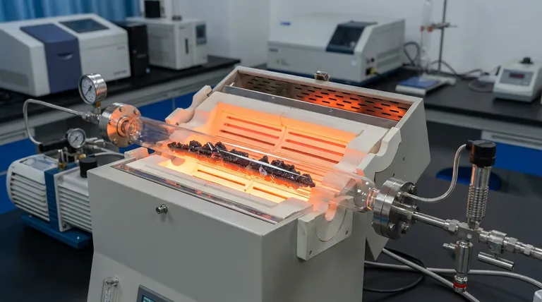 ¿Cuál es la función principal de un tubo de cuarzo sellado al vacío en el crecimiento de MnBi2Te4? Asegurar la síntesis de cristales de alta pureza