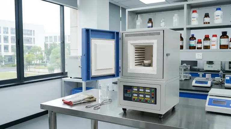 ما هي مزايا فرن التخميد؟ حقق تحكمًا حراريًا ونقاءً لا مثيل لهما