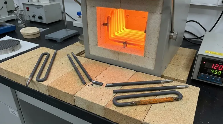 Warum gelten MoSi₂-Heizelemente als zerbrechlich? Verständnis von Sprödigkeit & chemischer Anfälligkeit