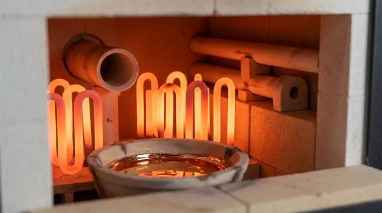 Em que indústrias são comumente usados os elementos de aquecimento MoSi2? Essencial para Vidro de Alta Temperatura, Cerâmica e Mais