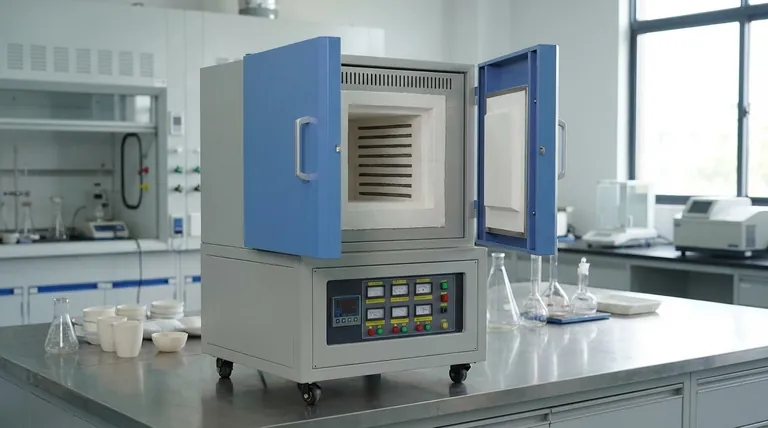 머플로(muffle furnace)는 무엇이며 어떻게 설계되었을까요? 깨끗하고 고온의 가열을 통해 순수한 결과를 얻는 방법을 알아보세요