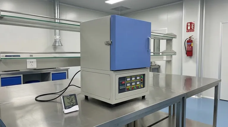 Quais são os requisitos ambientais para a operação de fornos mufla? Garanta Segurança e Precisão no Seu Laboratório