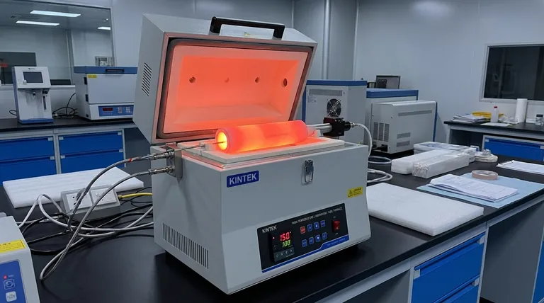 Quelles industries bénéficient de l'utilisation des tubes en céramique d'alumine ? Essentiel pour les environnements à haute température et corrosifs