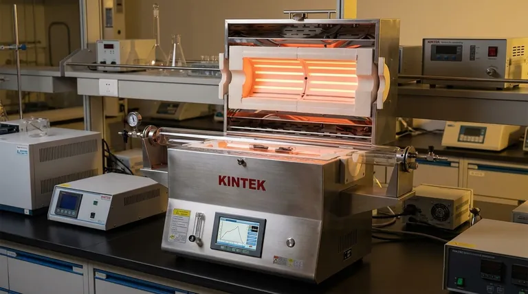 분할 튜브 용광로(단일 구역)는 어떻게 작동하나요?실험실 및 산업을 위한 정밀 가열