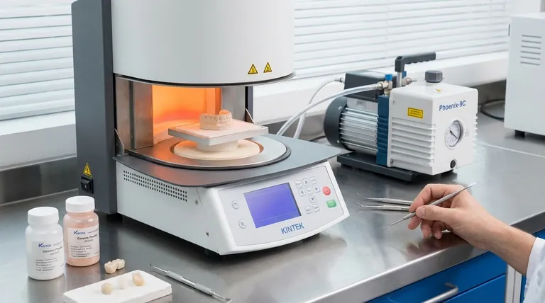 一部のポーセレン焼成炉において、真空ポンプの役割は何ですか？緻密で