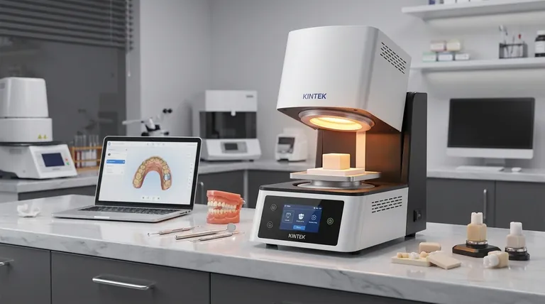 ما هي مزايا استخدام فرن تلبيد كتل السيراميك لطب الأسنان؟ تحقيق ترميمات أسنان قوية وجمالية وفعالة