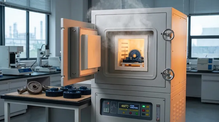 ما هو الغرض من جو البخار في تطبيقات الأفران؟ تعزيز متانة المعادن من خلال الأكسدة المتحكم فيها