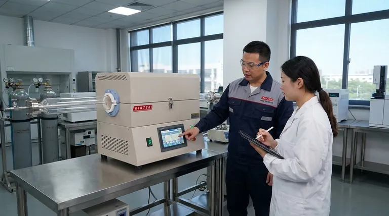 맞춤형 진공로 사용자에게 어떤 지원 서비스가 제공됩니까? 평생 성능 및 가동 시간 보장