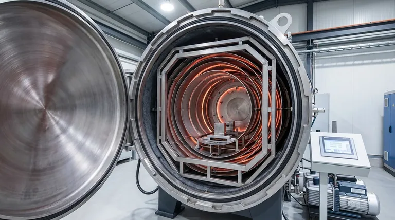 Comment la chambre de chauffage d'un four de recuit sous vide est-elle construite ? Optimisez votre traitement des matériaux