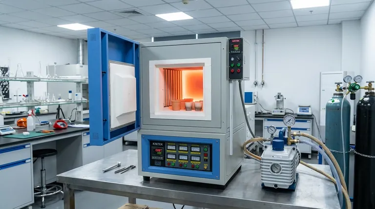 ما هي خيارات درجة الحرارة وحجم الحجرة لأفران التصليد الفراغية؟ ابحث عن المقاس المثالي لعمليات درجات الحرارة العالية