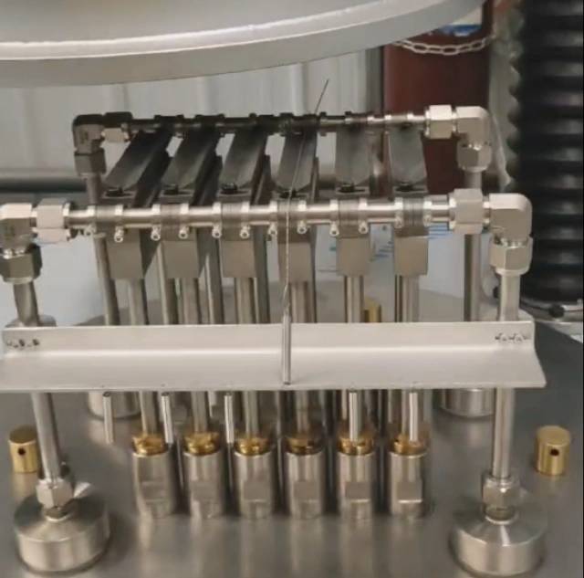 coating platform detail 02