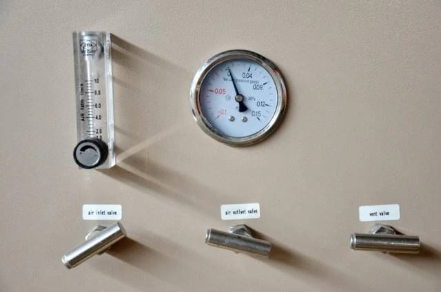 1400℃ Controlled atmosphere furnace detail - Control Panel